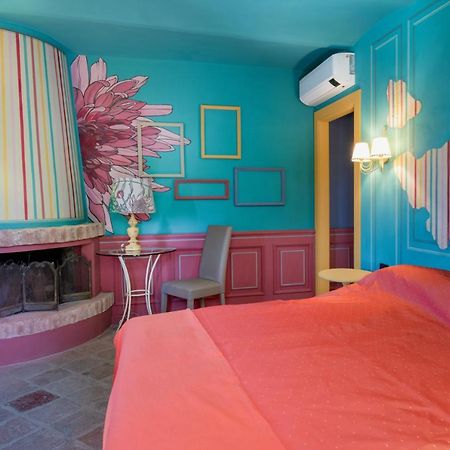 Segnavento -Rooms And Suites- Manta المظهر الخارجي الصورة