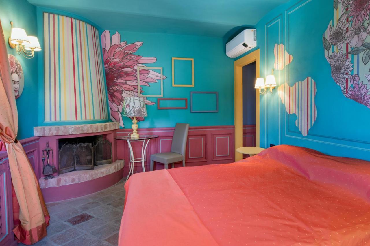 Segnavento -Rooms And Suites- Manta المظهر الخارجي الصورة